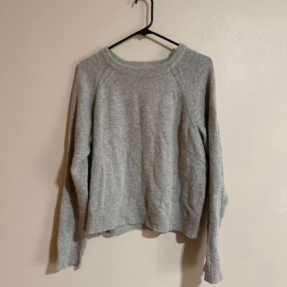 Community Aritzia Sweater Women’s Gray Alpaca Blend Crewneck Long Sleeve Knit